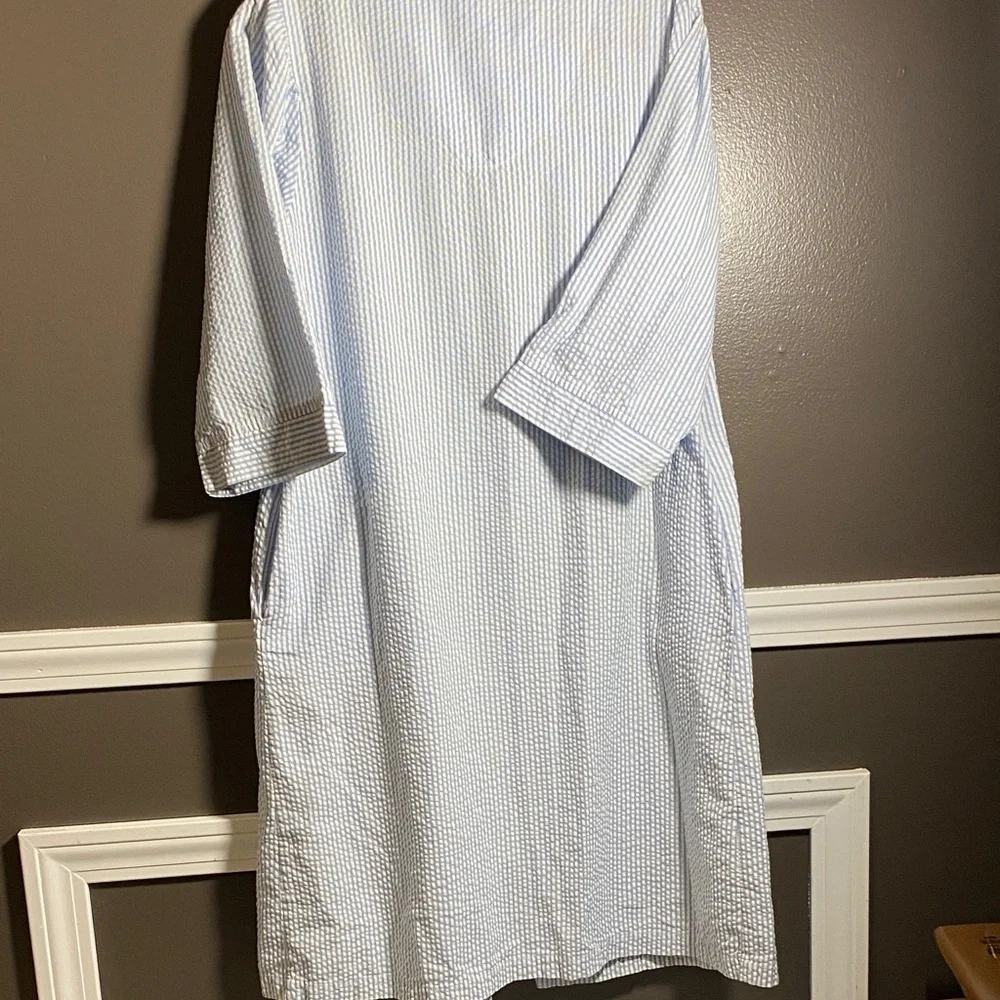 Miss Elaine Light Blue Striped Full Zip W/Pockets Floral Top - Picture 7 of 9